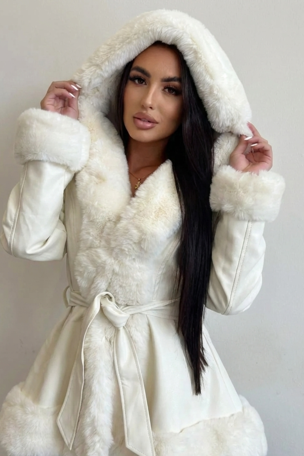 BLOOMORA® Fur Coat
